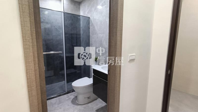 陽明商圈翻新車庫透天房屋室內格局與周邊環境