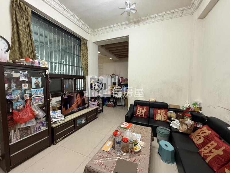 烏日高鐵震後臨路別墅房屋室內格局與周邊環境