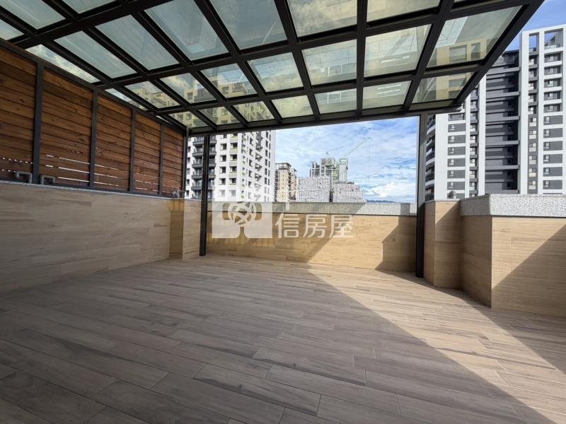 葳格旁全新未住角間電梯店面房屋室內格局與周邊環境