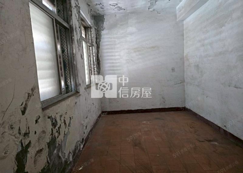 民富路透天房屋室內格局與周邊環境