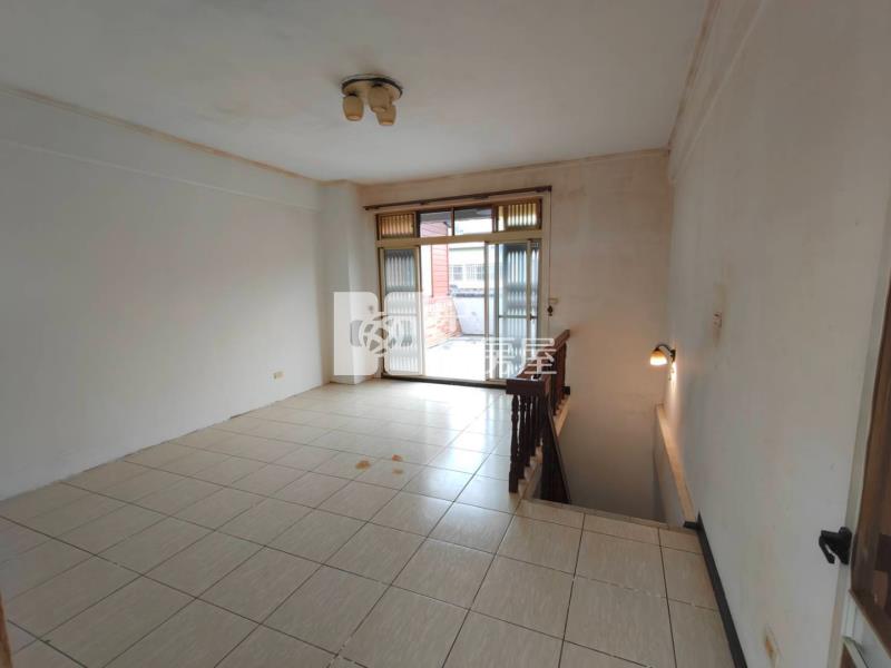 ★專委-平鎮獅子林-金陵華城別墅房屋室內格局與周邊環境