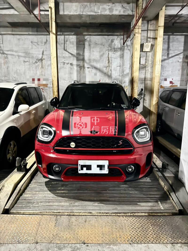 內壢站前電梯三房+車位房屋室內格局與周邊環境