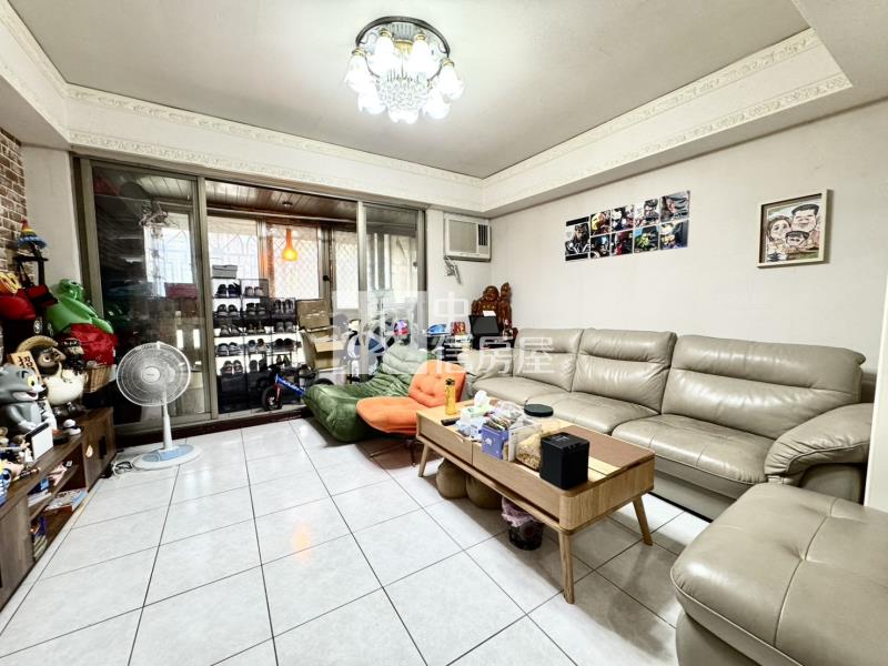 內壢站前電梯三房+車位房屋室內格局與周邊環境