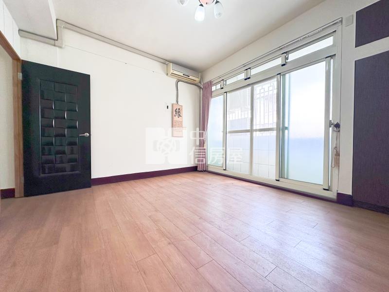 正崇德六路透店房屋室內格局與周邊環境