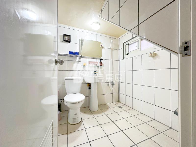 正崇德六路透店房屋室內格局與周邊環境