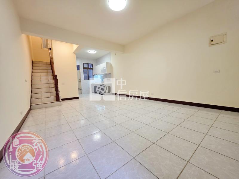 近Costco低總價美透天房屋室內格局與周邊環境