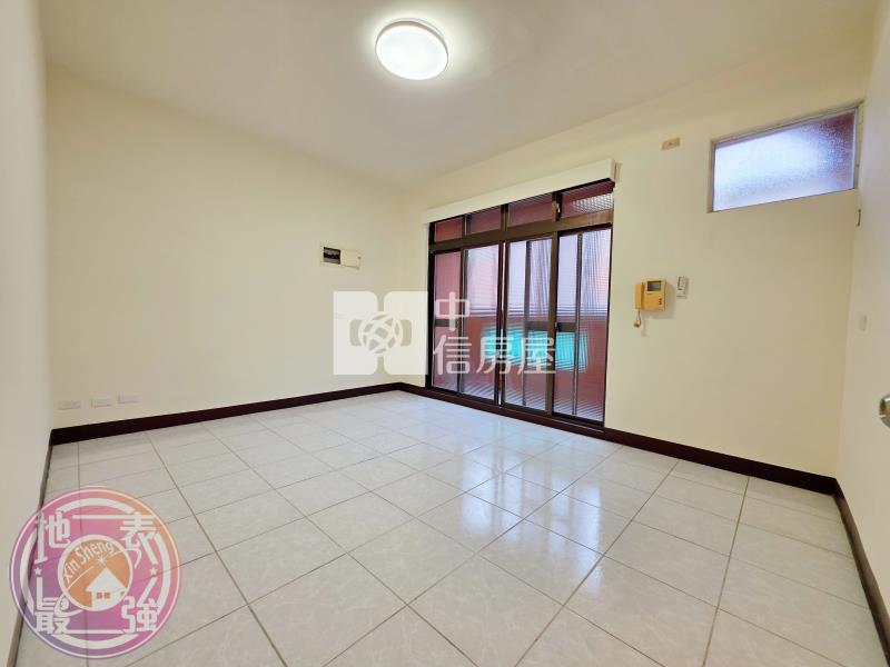 近Costco低總價美透天房屋室內格局與周邊環境