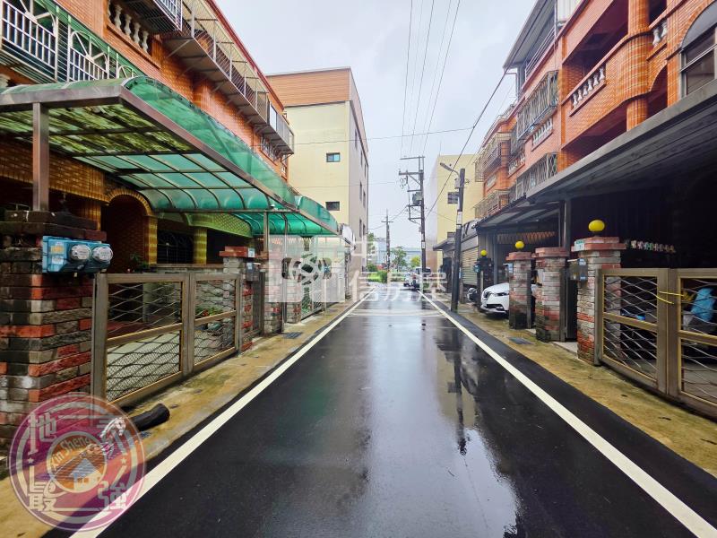 近Costco低總價美透天房屋室內格局與周邊環境