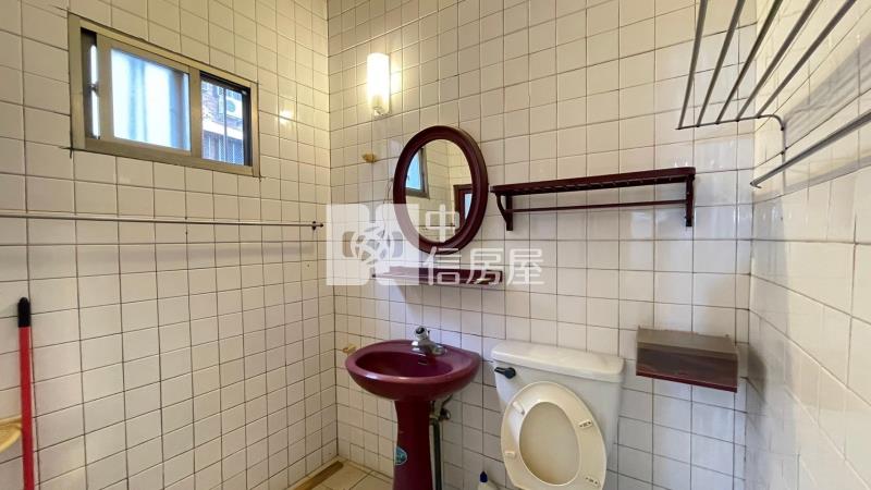 獅子林收租透天房屋室內格局與周邊環境