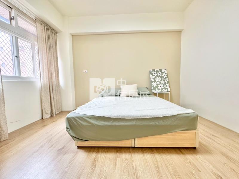 楊梅交流道旁漂亮3+1房美電梯房屋室內格局與周邊環境