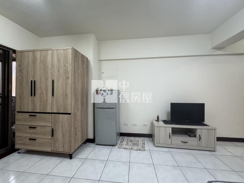 新光三越旁套房房屋室內格局與周邊環境