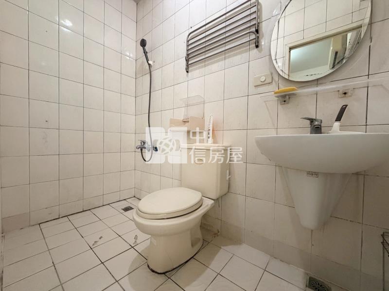 勝利星村電梯陽台套房房屋室內格局與周邊環境