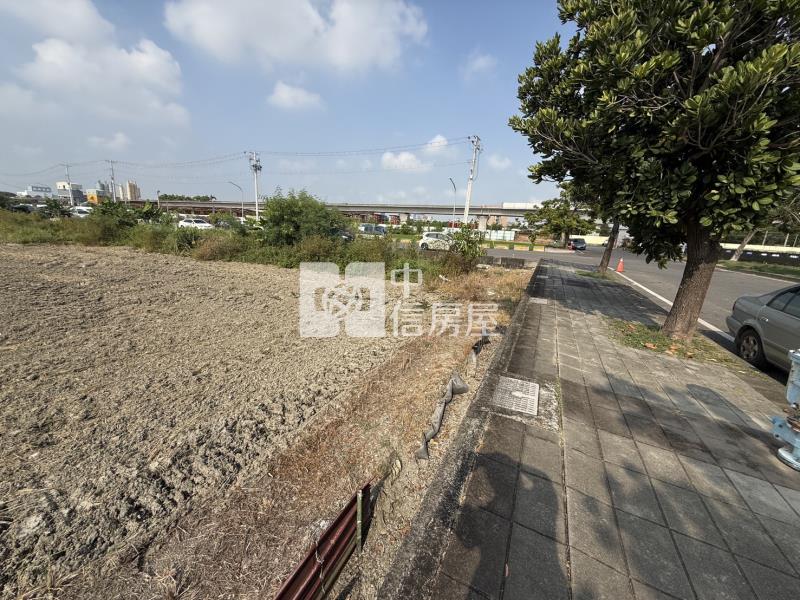 嘉市世賢路都計農地B房屋室內格局與周邊環境