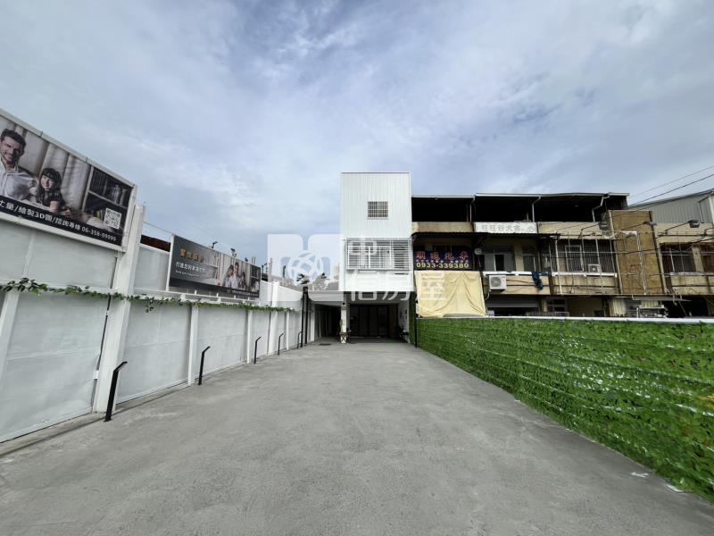 家樂福大地坪智能宅店住房屋室內格局與周邊環境