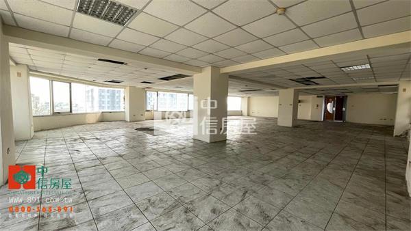 市中心商辦住宅大樓房屋室內格局與周邊環境