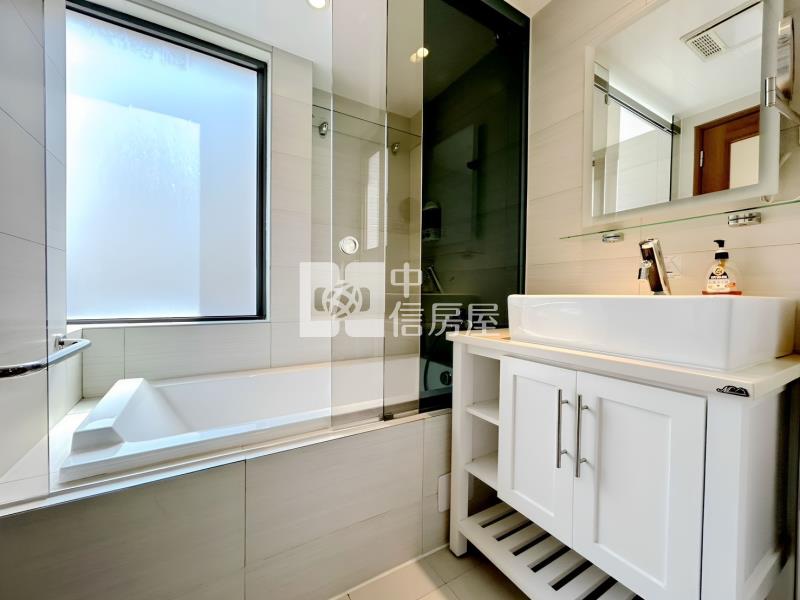 三民國中三房平車精裝戶房屋室內格局與周邊環境