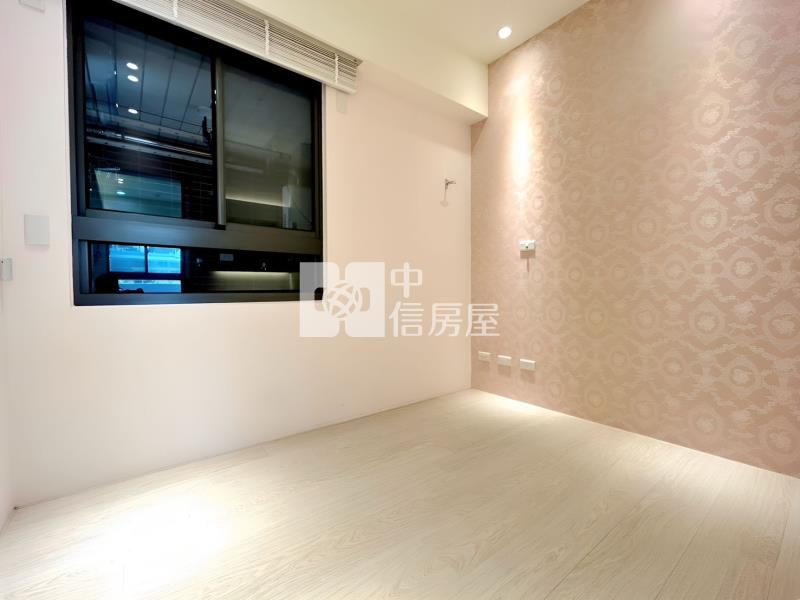 三民國中三房平車精裝戶房屋室內格局與周邊環境