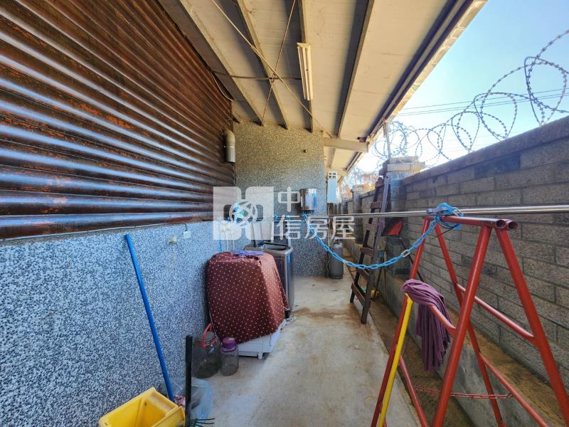 專約-近山東國小漂亮木屋農舍(好停車)房屋室內格局與周邊環境