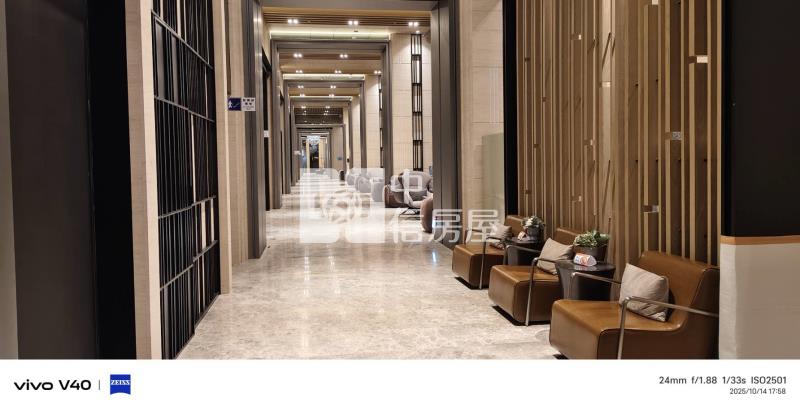 興富發愛琴海景觀二房平車(2)房屋室內格局與周邊環境