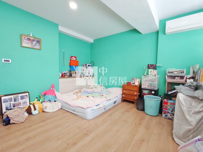 水湳黃金雅緻3樓店住房屋室內格局與周邊環境