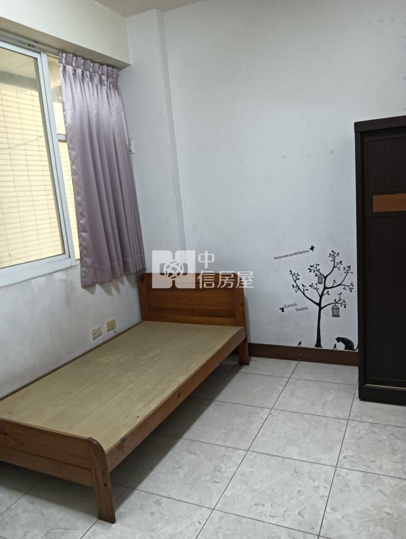 湖內區樹人醫專透天收租金店房屋室內格局與周邊環境