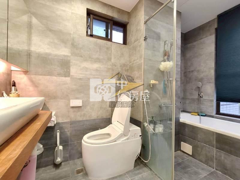 【星鑽】A19樹梢景觀3+1房雙車房屋室內格局與周邊環境