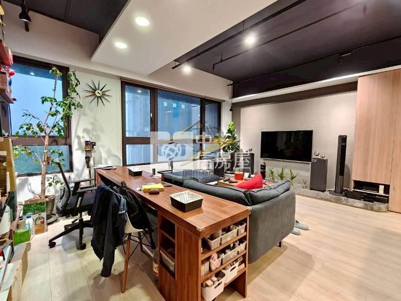 【星鑽】A19樹梢景觀3+1房雙車房屋室內格局與周邊環境