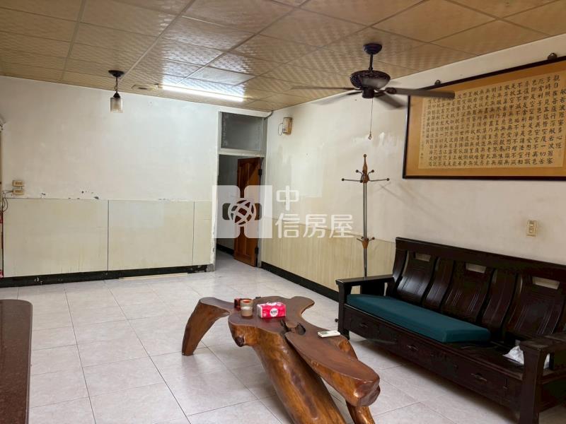 北港鎮同仁夜市旁透天房屋室內格局與周邊環境