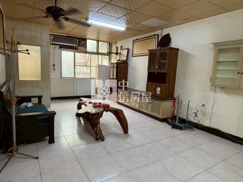 北港鎮同仁夜市旁透天房屋室內格局與周邊環境