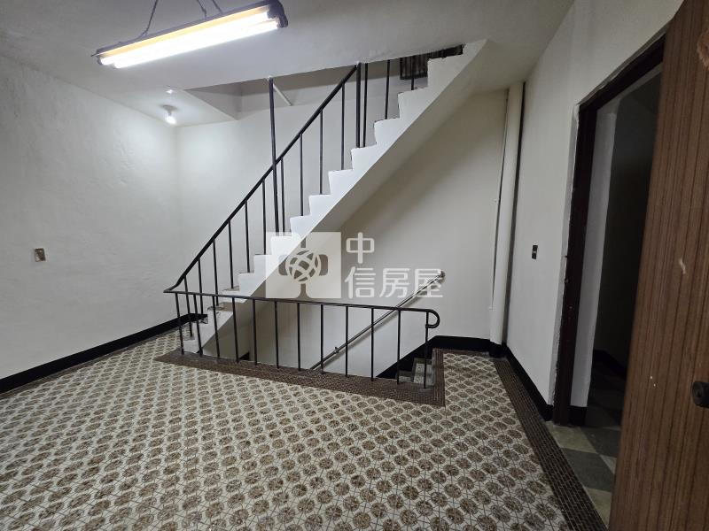 八德大湳捷運介壽路大面寬透天房屋室內格局與周邊環境