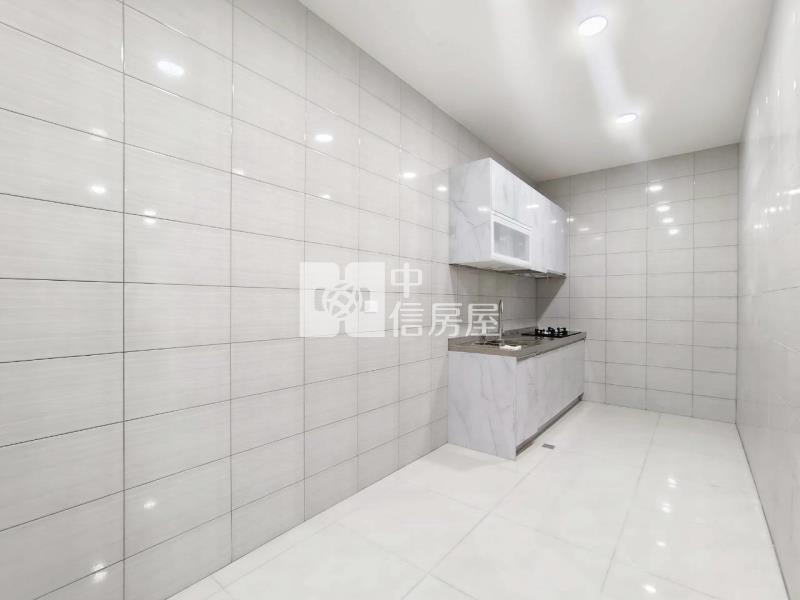 鎮北路透天美宅房屋室內格局與周邊環境