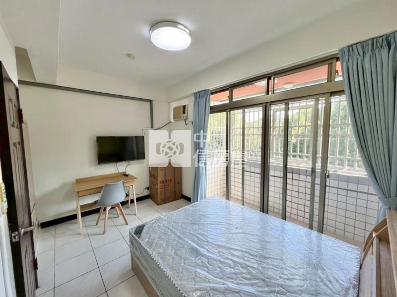 坪林公園收租9套房透天房屋室內格局與周邊環境