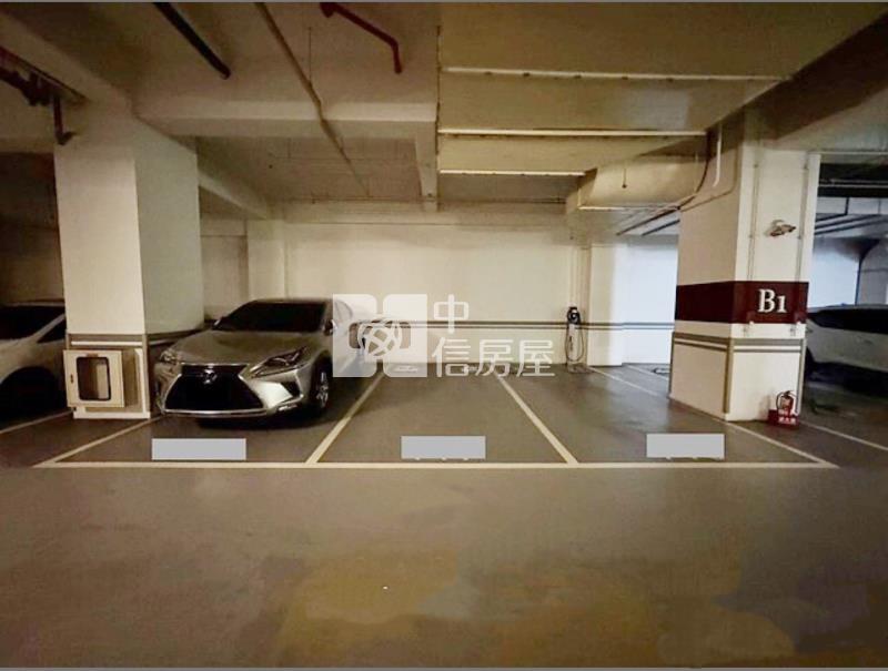 鉅虹曙光之旅大三房平車房屋室內格局與周邊環境