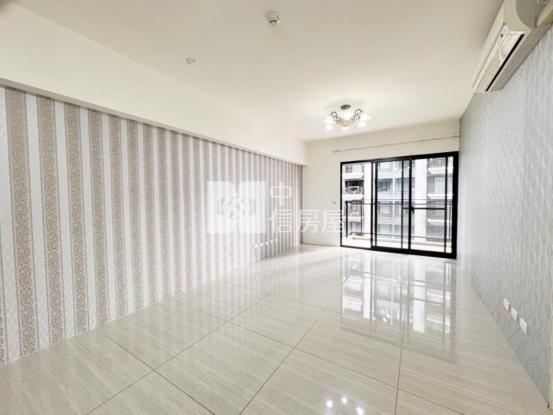 鉅虹曙光之旅大三房平車房屋室內格局與周邊環境