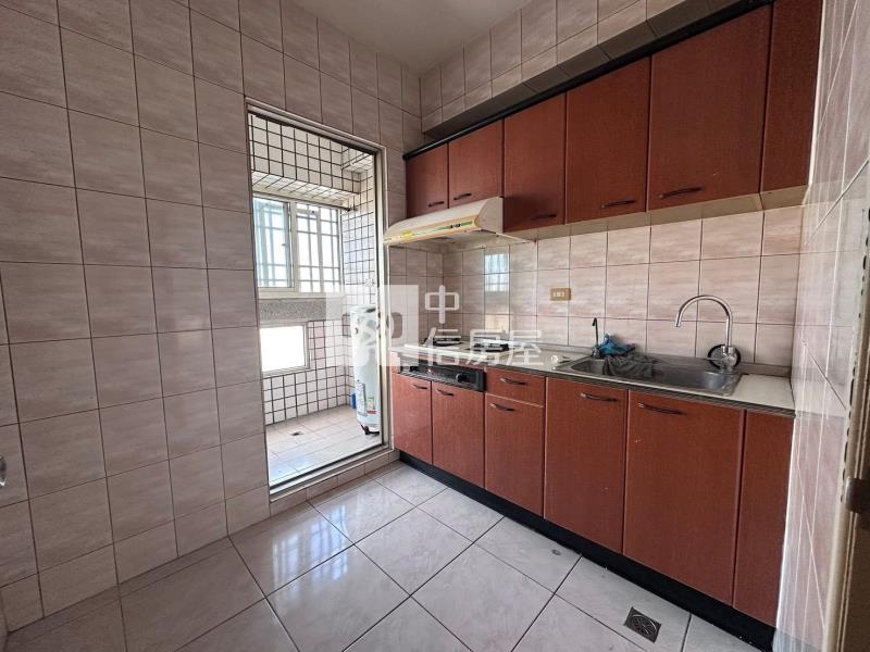 二林大四房美華廈房屋室內格局與周邊環境