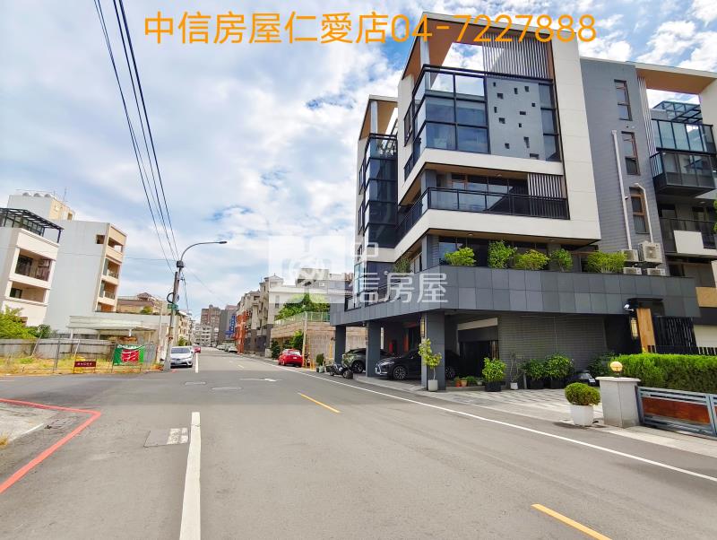 彰泰國中豪宅建地房屋室內格局與周邊環境