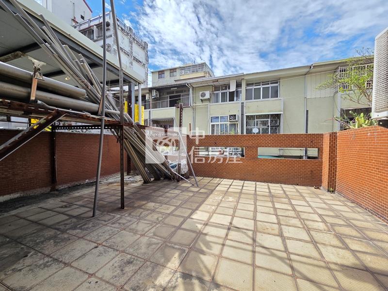 忠明國小車庫別墅房屋室內格局與周邊環境