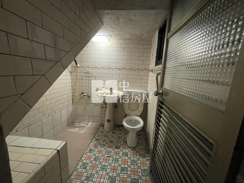 中華金店面房屋室內格局與周邊環境