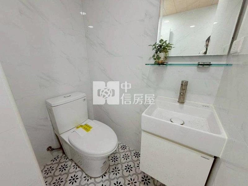 小港捷運站商圈精裝美美公寓房屋室內格局與周邊環境