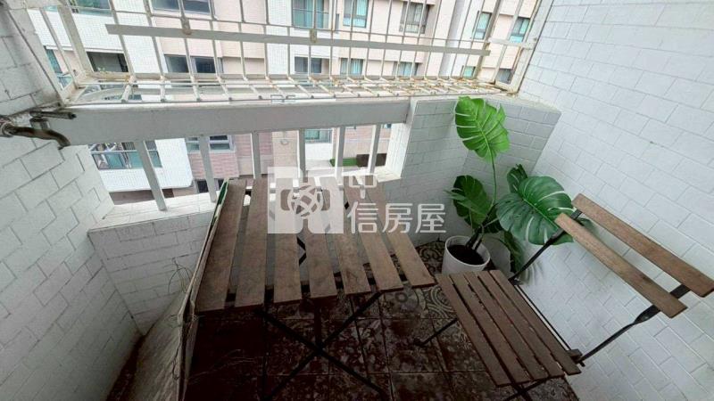 小港捷運站商圈精裝美美公寓房屋室內格局與周邊環境