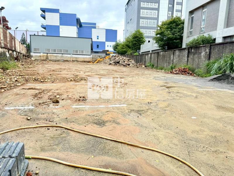 內壢交流道正12米路(全新C2鋼購廠房興建中)房屋室內格局與周邊環境