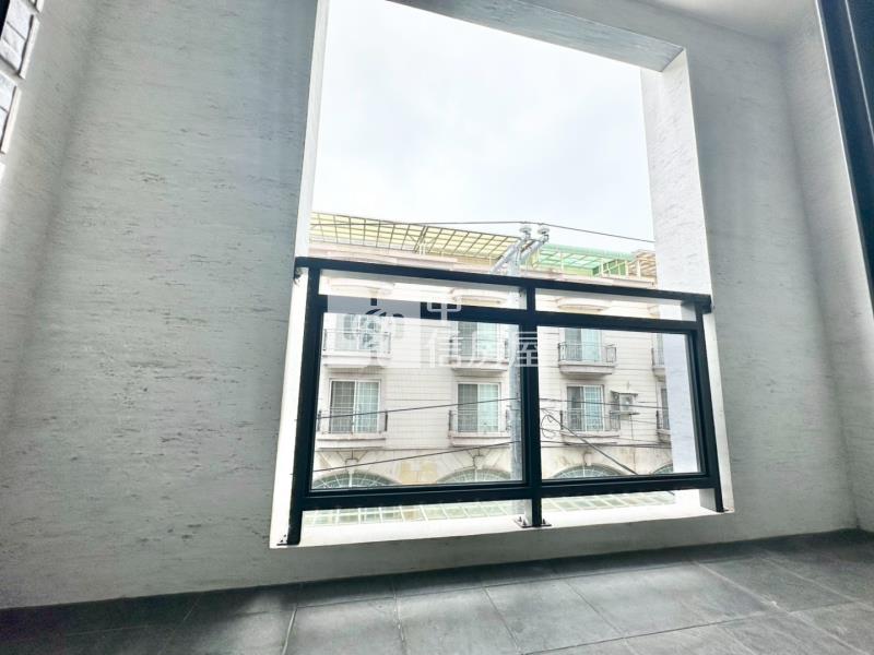 平鎮家樂福旁全新電梯美別墅(山峰苑)房屋室內格局與周邊環境