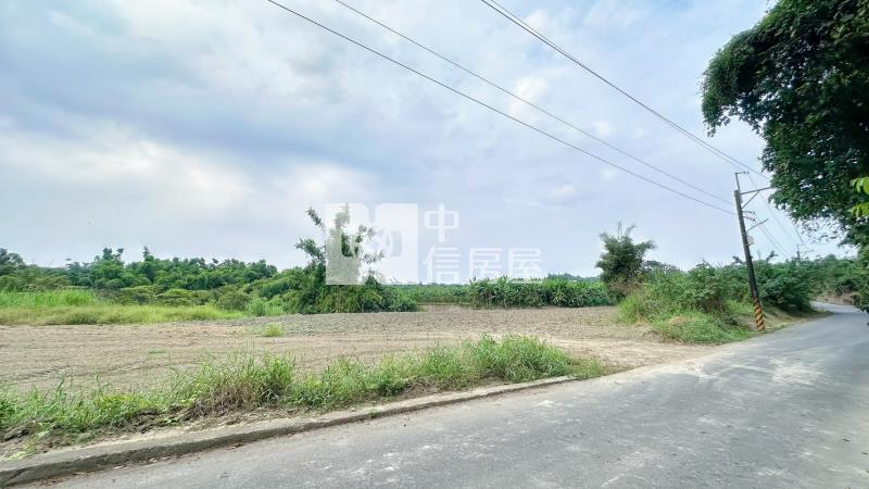 (專)山上區休閒農林地房屋室內格局與周邊環境