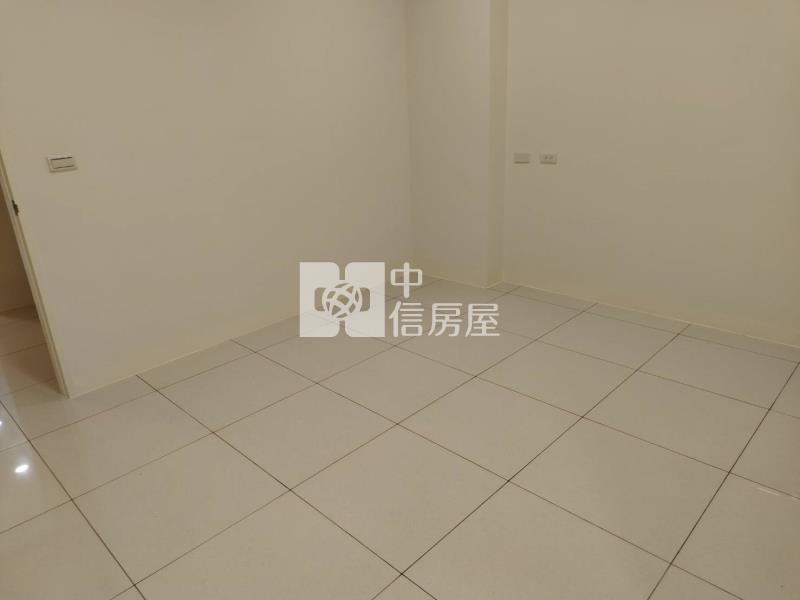 南紡對面優質透店房屋室內格局與周邊環境