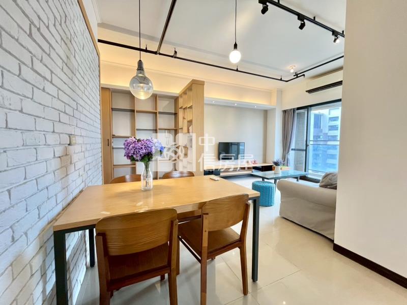 九月采掬高樓層精裝三房平車房屋室內格局與周邊環境