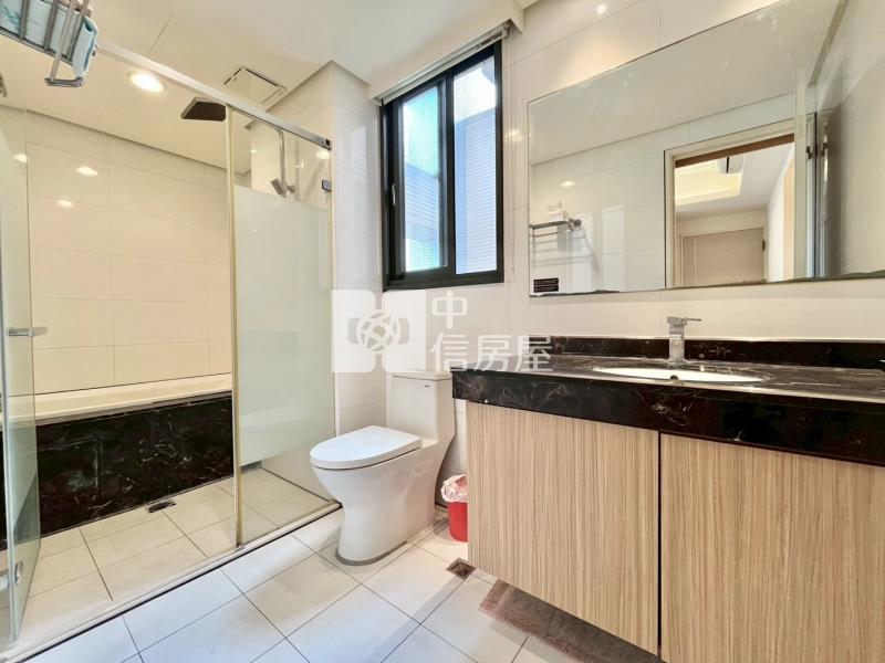 九月采掬高樓層精裝三房平車房屋室內格局與周邊環境