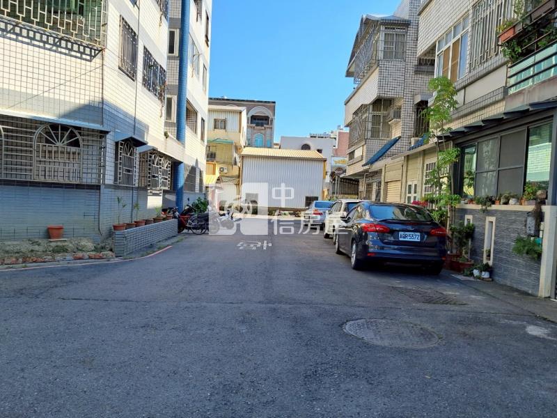 新營方正美建地房屋室內格局與周邊環境