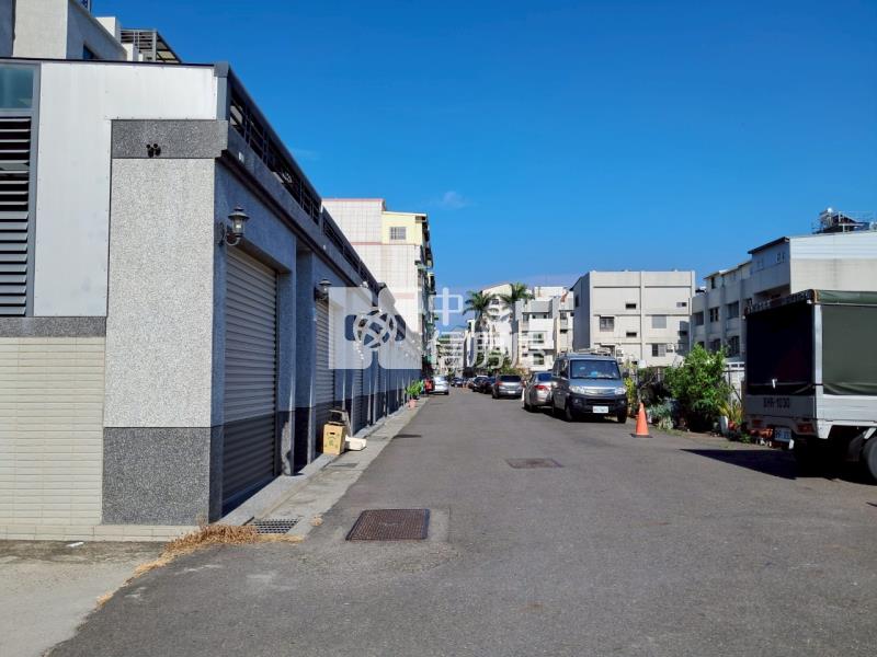 新營方正美建地房屋室內格局與周邊環境