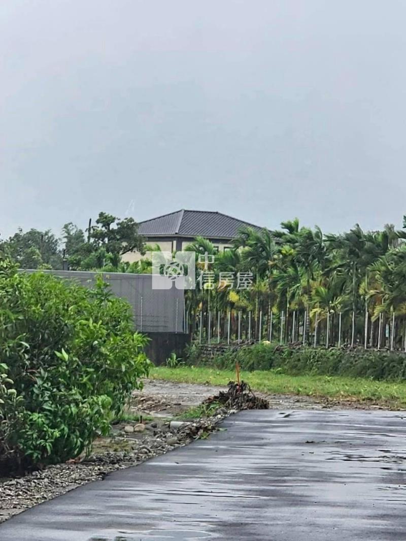 高樹國中旁都計內美農地A房屋室內格局與周邊環境