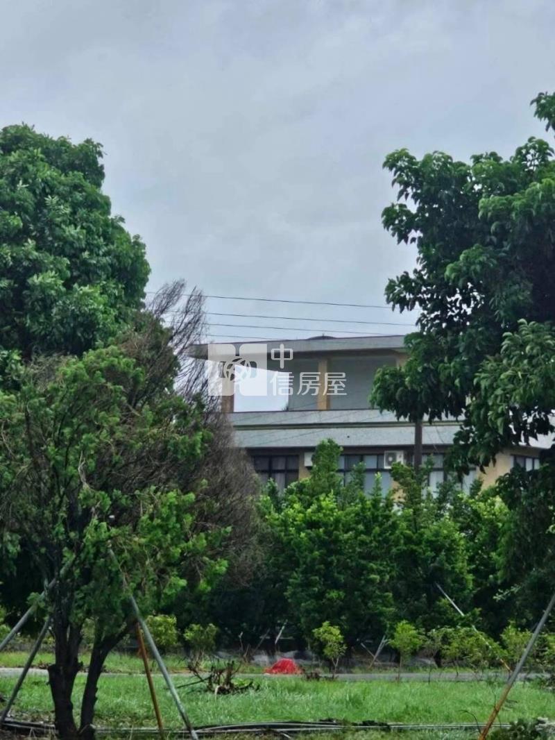 高樹國中旁都計內美農地A房屋室內格局與周邊環境